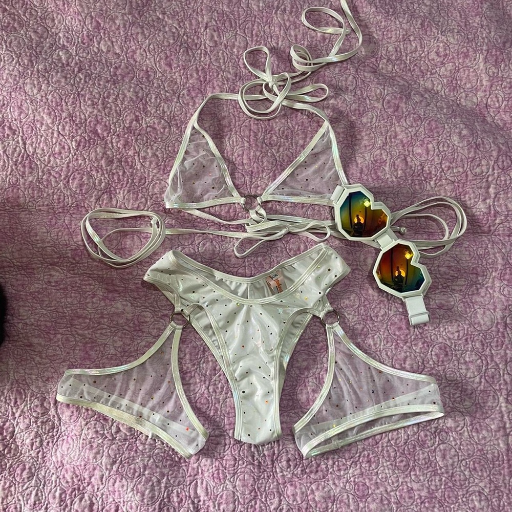 j. valentine white rainbow rave set